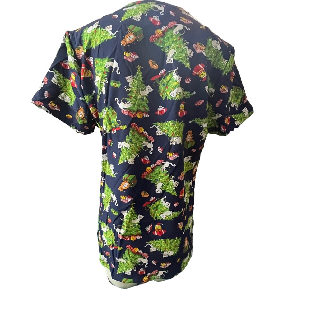 GT Performance Scrub Top Size Medium - Picture 2 of 16